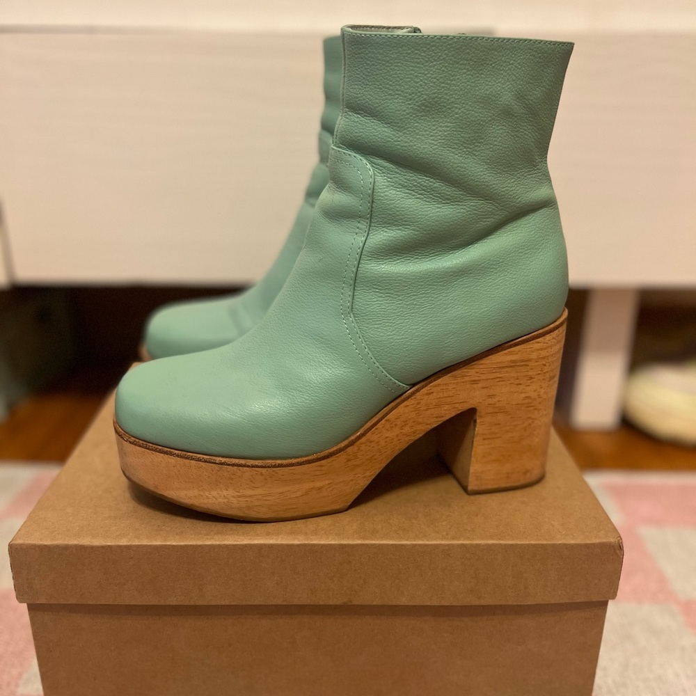 Platform Leather Paz Boots